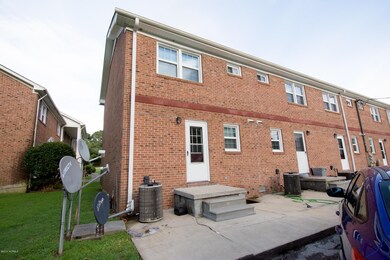 329 Richlands Ave unit 12, Jacksonville, NC 28540 - photo 3