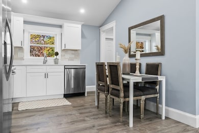 106 Hull St, Beverly, MA 01915 - photo 3