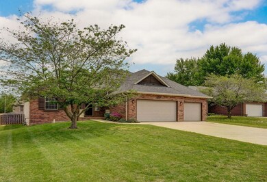 5596 S Pinehurst Ave-1 (1)