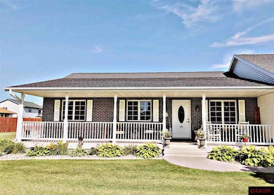 321 Maverick Dr, Mankato, MN 56001 - photo 3