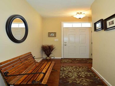 Entry/Foyer.