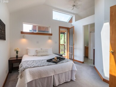 Bedroom, Primary