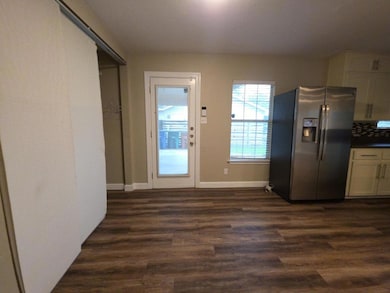 4707 Philco Dr, Austin, TX 78745 - photo 7