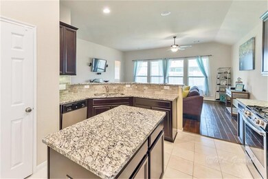 4214 Churchill Place Ct, Fulshear, TX 77441 - photo 7