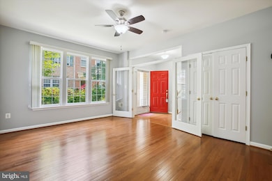 2366 Huntington Station Ct, Alexandria, VA 22303 - photo 2