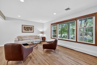 11 Robin Hood Rd, Suffern, NY 10901 - photo 4