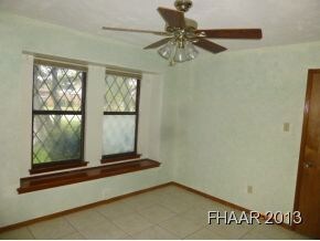 802 Kim Ave, Copperas Cove, TX 76522 - photo 3