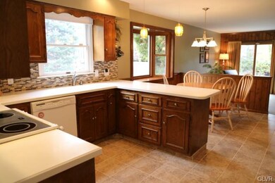 5321 Celia Dr, Allentown, PA 18106 - photo 5