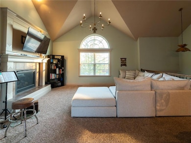 1112 Carlisle Dr, Raymore, MO 64083 - photo 6