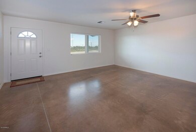 6 7219 N Richard Lane