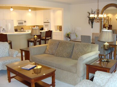 Living to Dining & Kitchen
