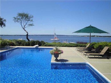 Swimming Pool/Hot Tub/Sauna.