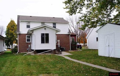 1019 N Jefferson St, New Ulm, MN 56073 - photo 5