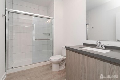 175 Quincy Ct unit 408, Perth Amboy, NJ 08861 - photo 5