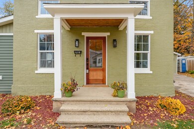 614 Walnut St, Three Rivers, MI 49093 - photo 4