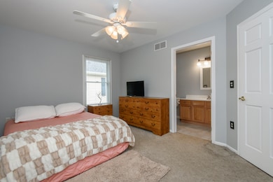 296 Oconomowoc Pkwy unit 296, Oconomowoc, WI 53066 - photo 4