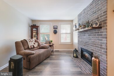 4021 Lantern Ln, Skippack, PA 19474 - photo 6