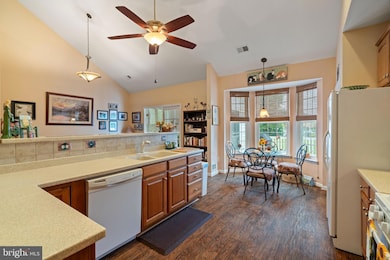 3758 Blowing Leaf Place, Dumfries, VA 22025 - photo 7