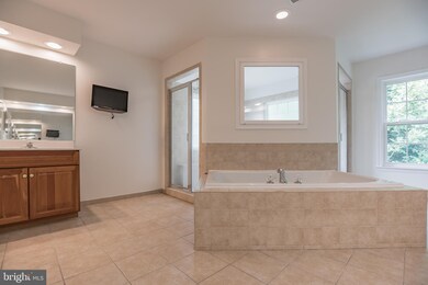 3900 Stonegate Ct, White Plains, MD 20695 - photo 3