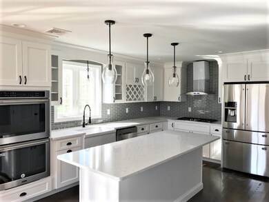 463 Russells Mills Rd, Dartmouth, MA 02748 - photo 4