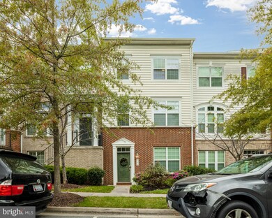 552 Jurgensen Place, Hyattsville, MD 20785 - photo 2