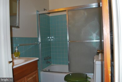 3102 Craiglawn Rd, Beltsville, MD 20705 - photo 3