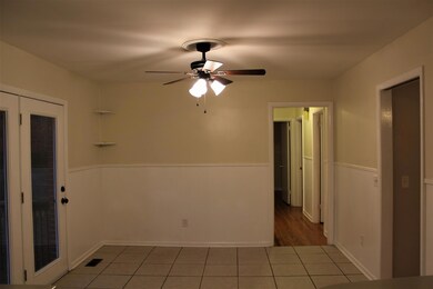 903 Sycamore Dr, Manchester, TN 37355 - photo 6