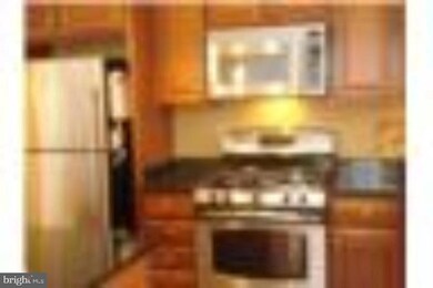 13123 Marcey Creek Rd, Herndon, VA 20171 - photo 3