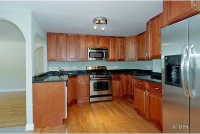 205 Amarillo Dr, Carpentersville, IL 60110 - photo 3