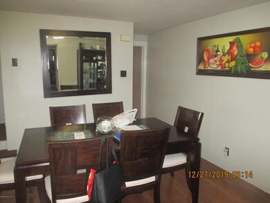 221 E Green St, West Hazleton, PA 18202 - photo 3