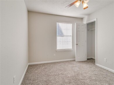 217 S Oak St, Guthrie, OK 73044 - photo 5