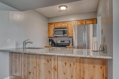 3TreehouseLaneunit4BransonMO-8