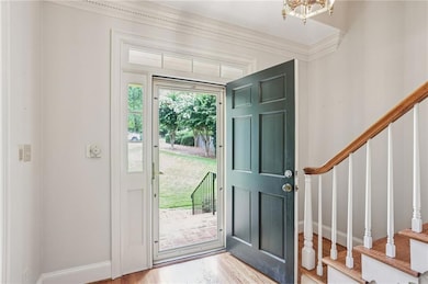 527 N Saint Marys Ln NW, Marietta, GA 30064 - photo 3