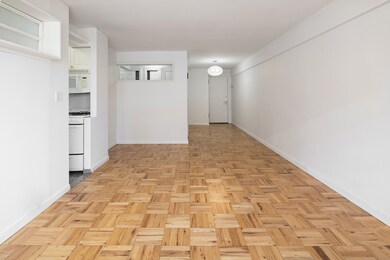 The Royal York unit W-11B, New York, NY 10065 - photo 2