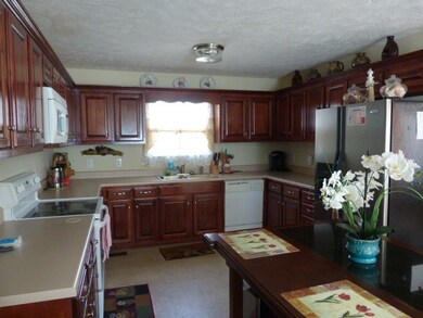 328 Indian Springs Cir, Manchester, TN 37355 - photo 6