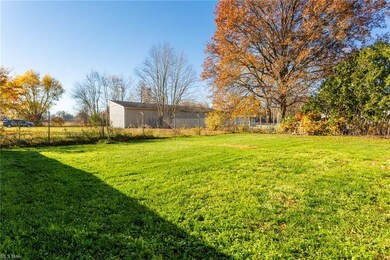 40945 Myrtle Ct, Elyria, OH 44035 - photo 4