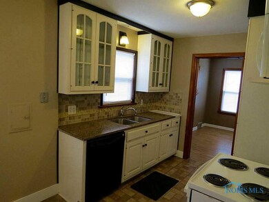 2139 Mellwood Ct, Toledo, OH 43613 - photo 7