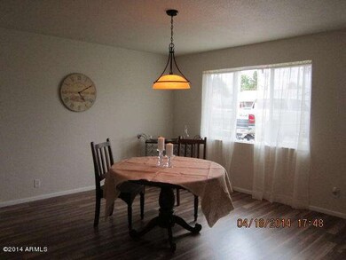 FORMAL DINING? EXTRA LIVING? ...