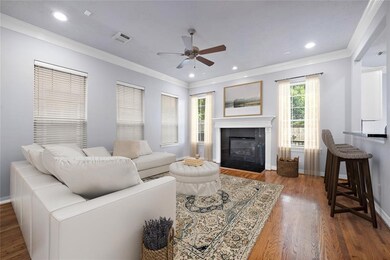 3010 Heritage Creek Terrace, Houston, TX 77008 - photo 6