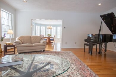 28 Carriage Dr, Lexington, MA 02420 - photo 5