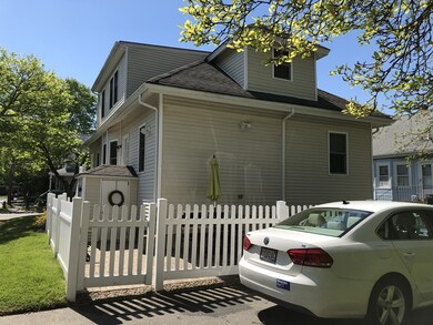 145 Laurel St, Fairhaven, MA 02719 - photo 4