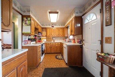 4649 Ludington Rd, Columbus, OH 43227 - photo 3