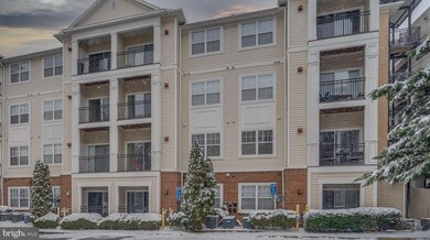 12945 Centre Park Cir unit 202, Herndon, VA 20171 - photo 2