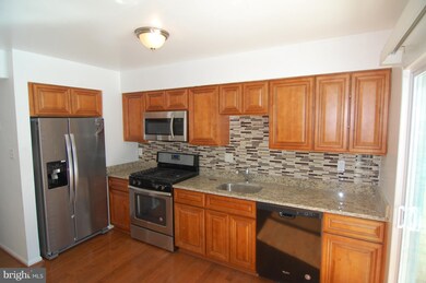 18 Autumn Hill Way, Gaithersburg, MD 20877 - photo 2