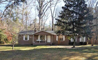 128 Ann Cir, Crawfordville, FL 32327 - photo 2