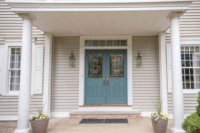 5 Hyde Park Cir, Londonderry, NH 03053 - photo 4