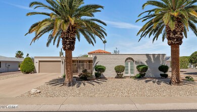 9512 W Oakstone Dr-large-001-001-9512 W