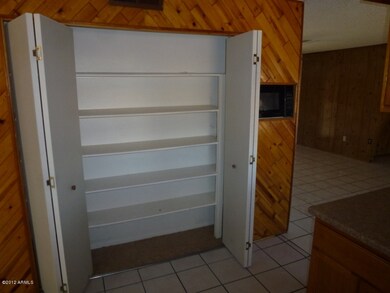 1814 N 54th Ln unit 10, Phoenix, AZ 85035 - photo 4