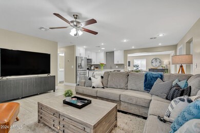 1049 E Dolphin Ave, Mesa, AZ 85204 - photo 2