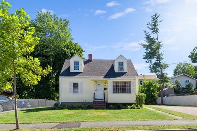 28 Brewster Rd, Wakefield, MA 01880 - photo 4